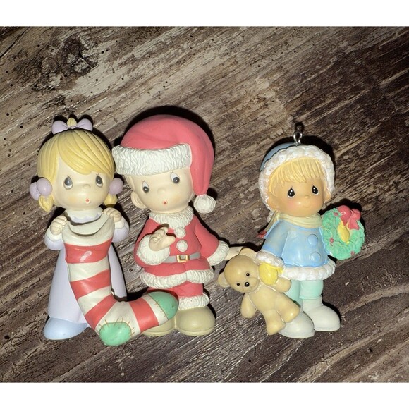 VTG. Precious Moments Christmas Ornament Decor Snow globe 80’-06 Rare Collection - Picture 4 of 16